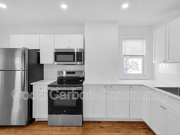 4th image of 213 Summer St APT 3