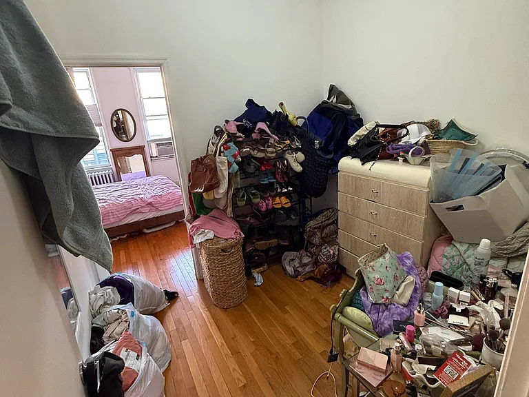 940 Kent Ave #3B — Photo 11