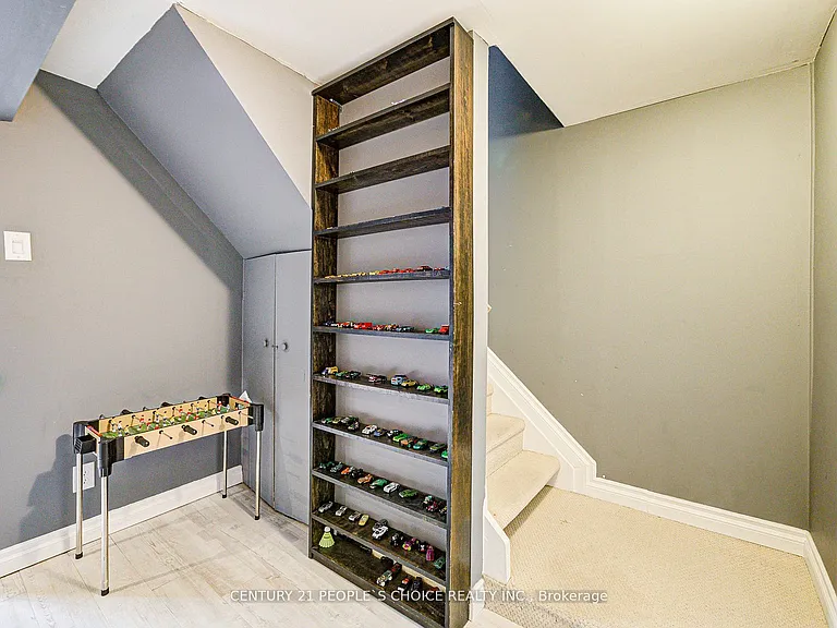83 Corey Cir — Photo 34