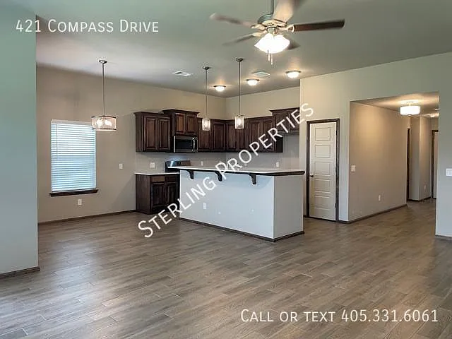 421 Compass Dr — Photo 12