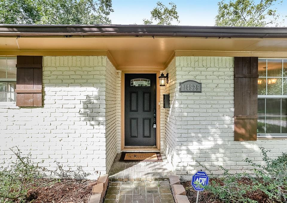 2nd image of 14526 Castlereagh Rd