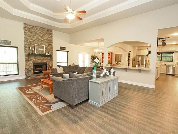 4th image of 2709 Tulip Hill Rd