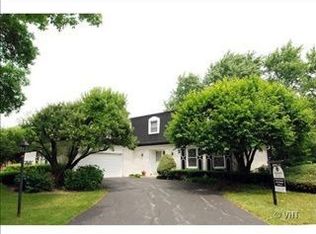 3230 Old Mill Rd, Northbrook, IL 60062