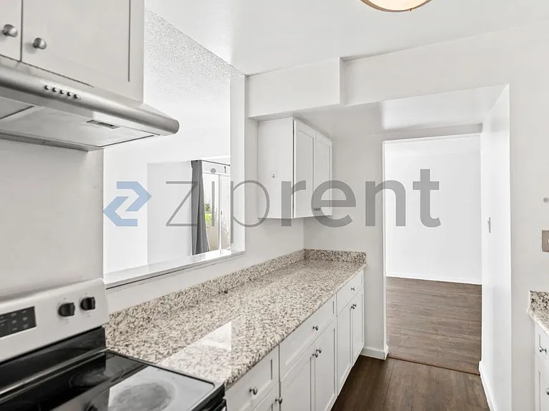 1700 Laguna St #G — Photo 14