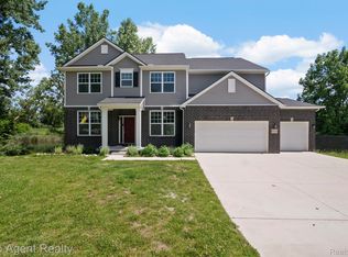 63770 Dequindre Rd, Washington, MI 48095
