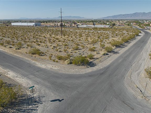 2nd image of 3685 E Kaibab St