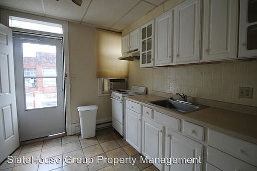 2nd image of 218 N 3rd St