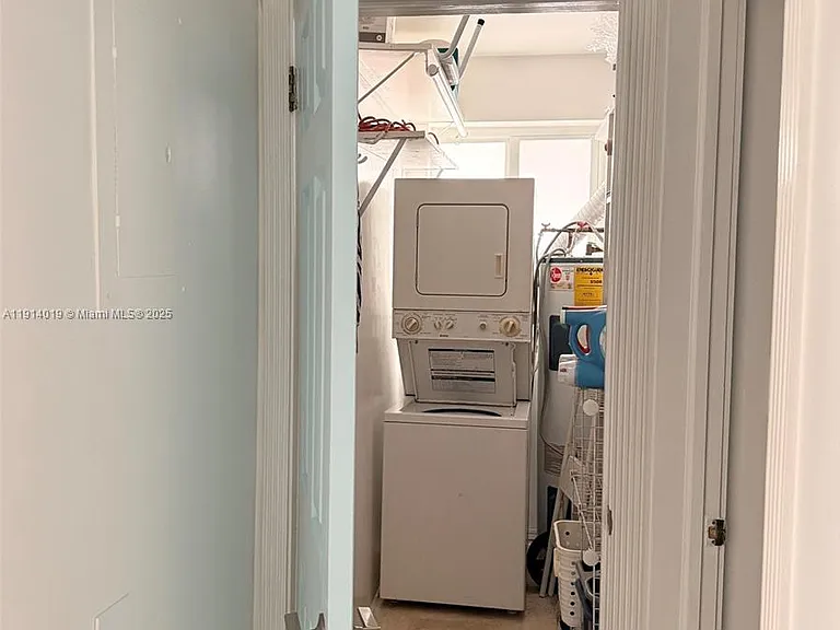 180 Isle Of Venice Dr #100 — Photo 15