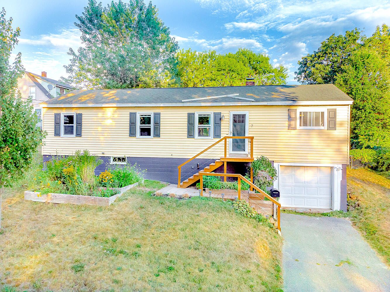 7 Kennard Street, Westbrook, ME 04092 Zillow