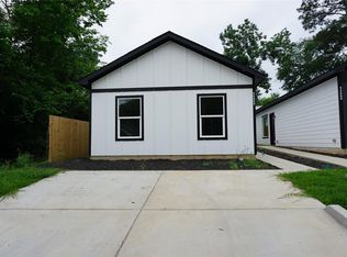 11553 Persimmon St, Willis, TX 77318