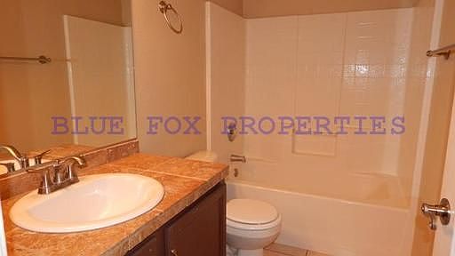5th image of 2410 W Silver Arrow Dr