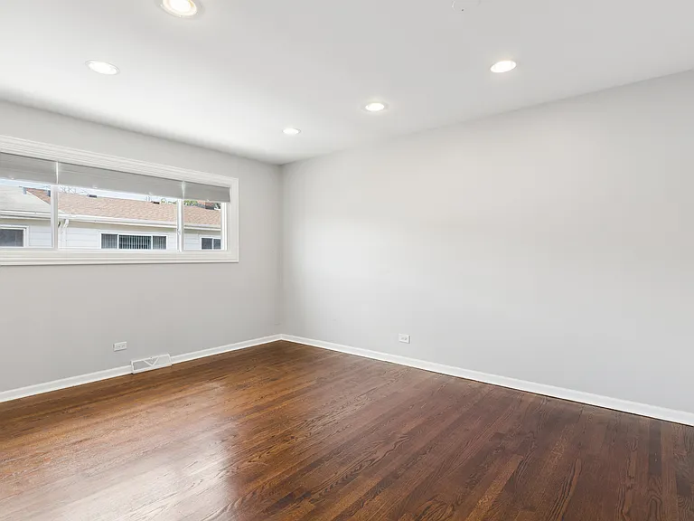 8058 W Lyons St #B — Photo 8