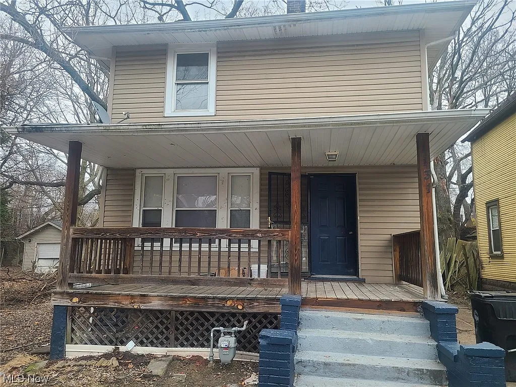 1131 E 114th St photo 1