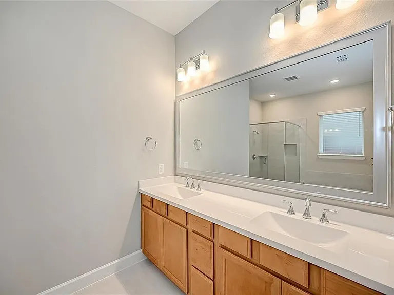 10738 Bridgeport Path Ct — Photo 16