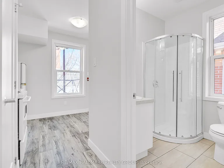 261 Somerset St E #3 — Photo 7