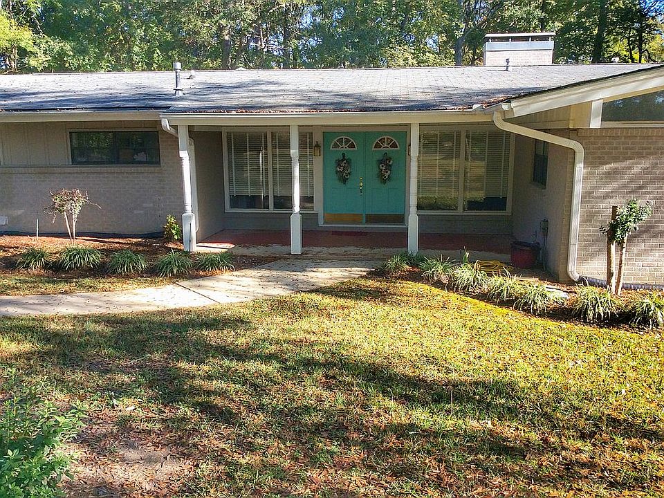 1st image of 210 Highland Dr