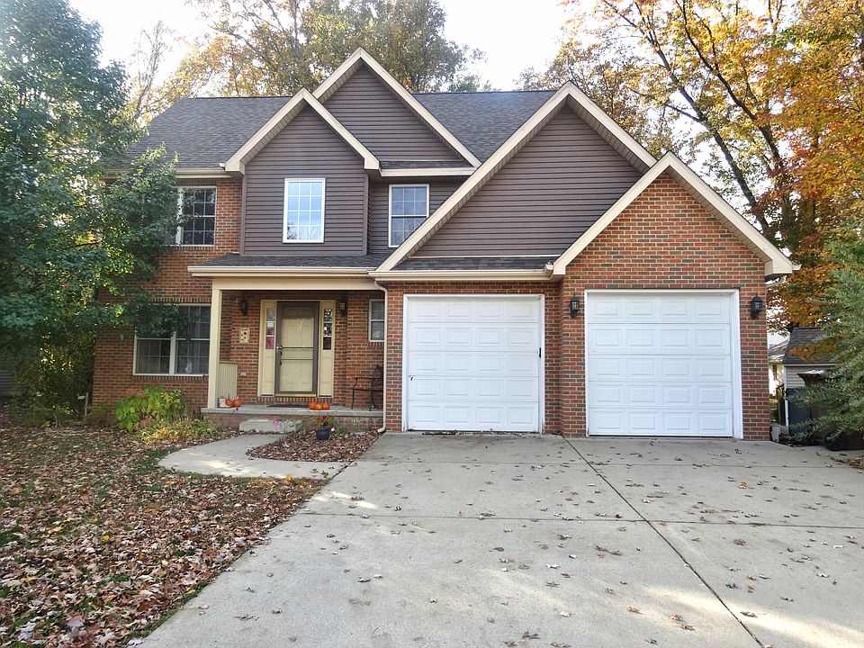 1st image of 768 Ravinia Dr E