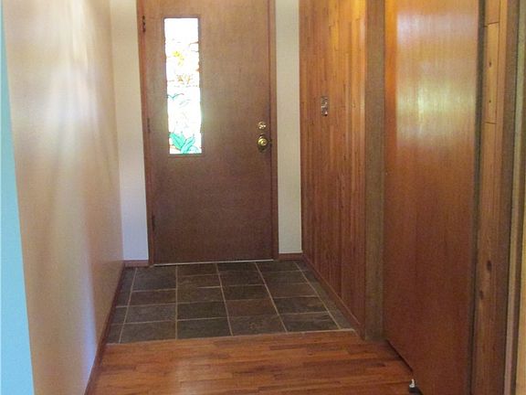2nd image of 2032 Quince St NE