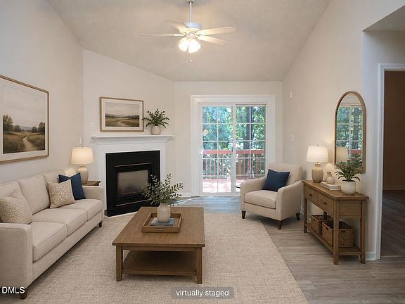 4th image of 4421 Antique Ln