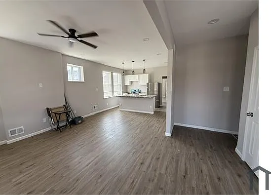 3 bed, 1300 sqft, $1,600 — Photo 4