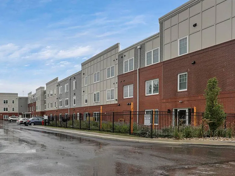 Jenkins Lofts — Photo 25