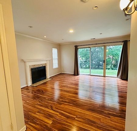 5th image of 231 Mcauliffe Ct