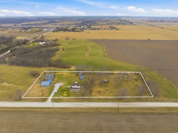 2125 130th St, Earlham, IA 50072