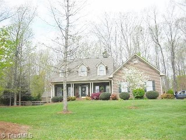 1st image of 4209 Maple Tree Ct