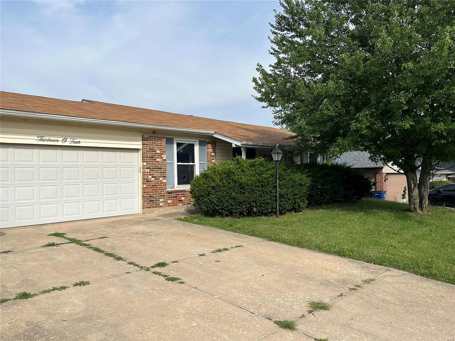 1304 Woodpath Dr photo 1