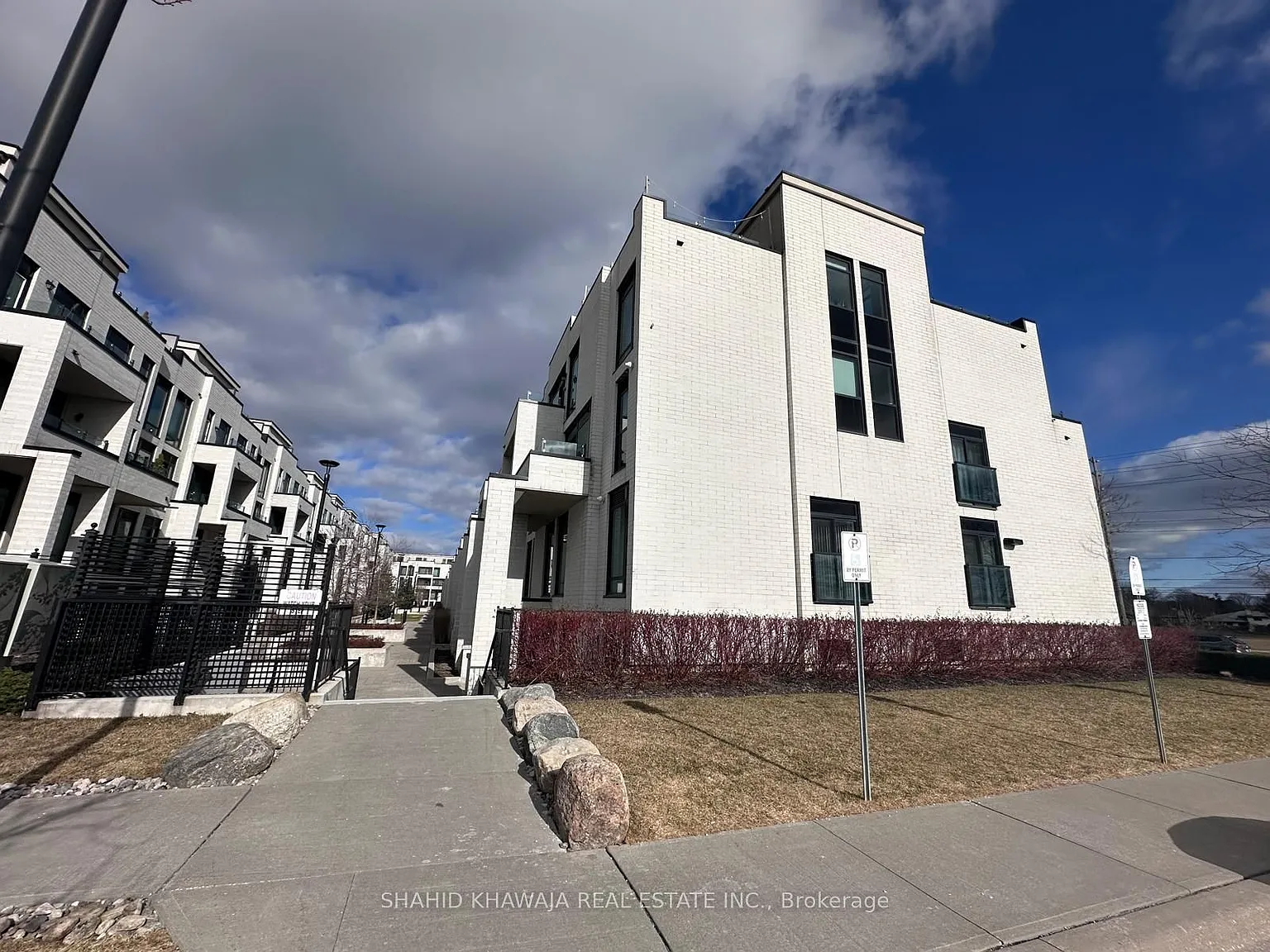 2 bed, $2,800 — Photo 2