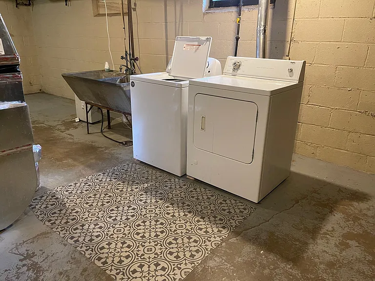Private Washer/dryer in downstairs. Do not need to share w/neighbors.