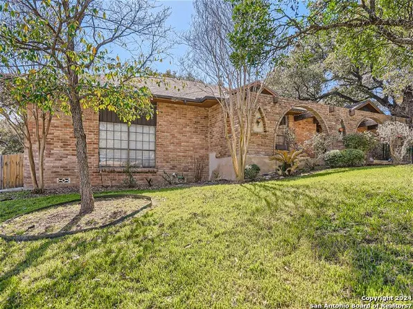 11231 WHISPER SPRING DR, San Antonio, TX 78230