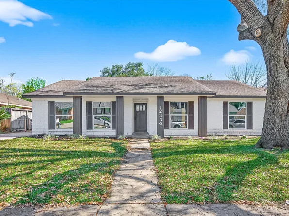 12330 Longbrook Dr, Houston, TX 77099