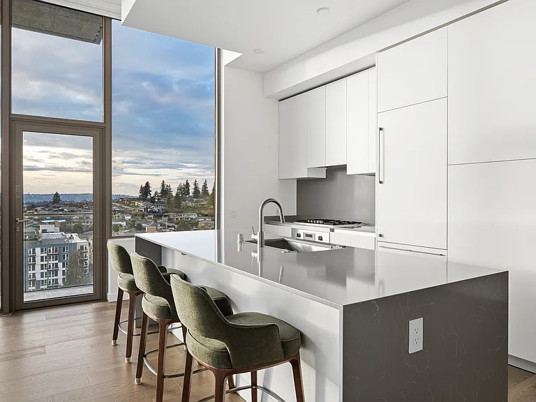10232 NE 10th St #1607 — Photo 3