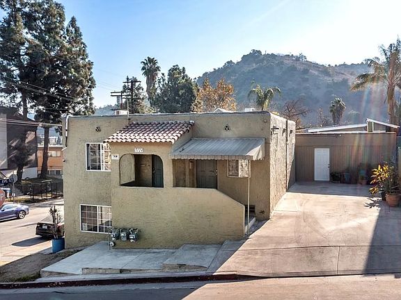 2nd image of 5122 Longfellow St #5124