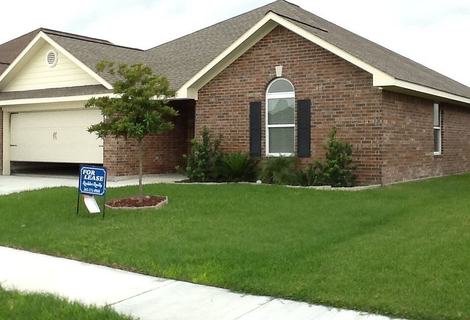 617 Mason Circle, Victoria, Texas