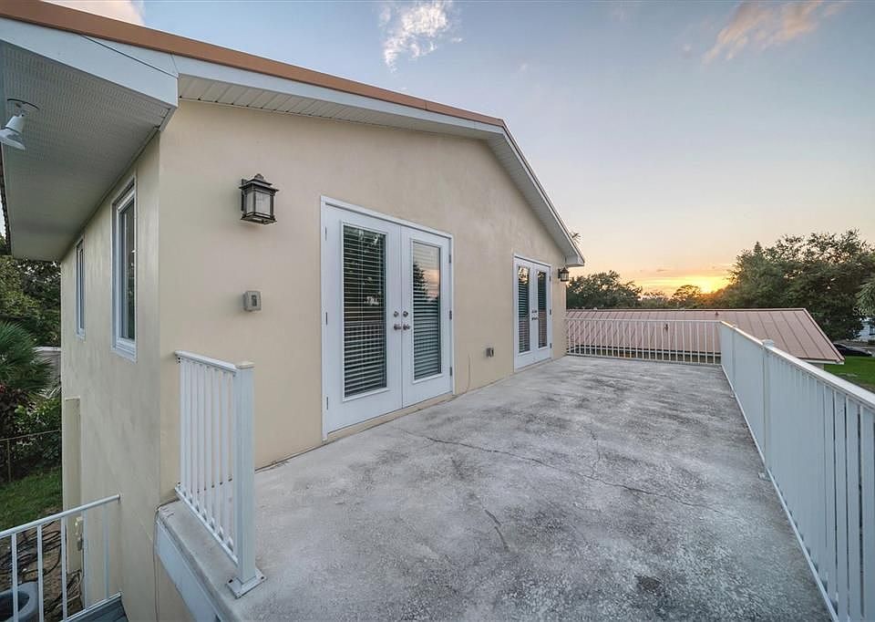 907 Riviera St, Venice, FL 34285 Zillow