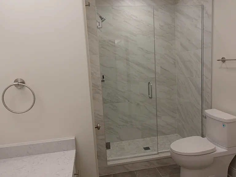 809 N Franklin St #3F — Photo 11