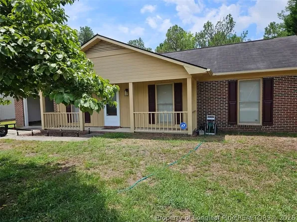 3362 Chantilly Ln, Hope Mills, NC 28348