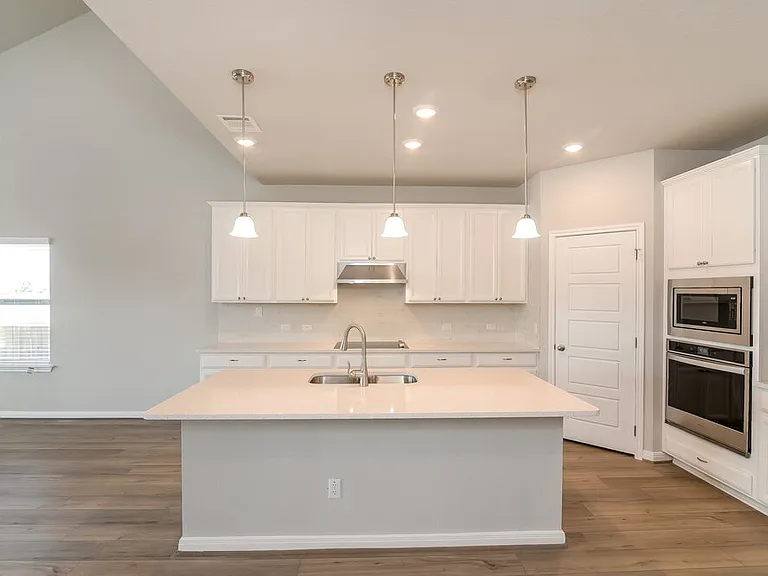 304 Shelton Pass — Photo 6
