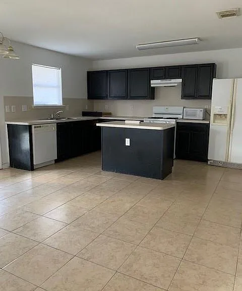 15203 Possumwood Dr — Photo 13