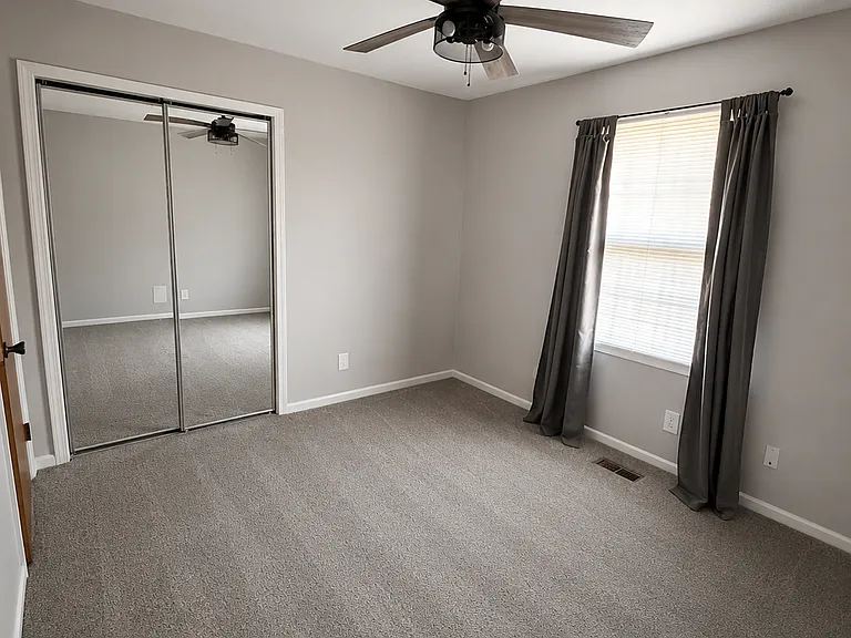 109 Armstrong St — Photo 13