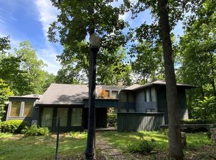 6417 E Locust Grove Dr, Columbia, MO 65202