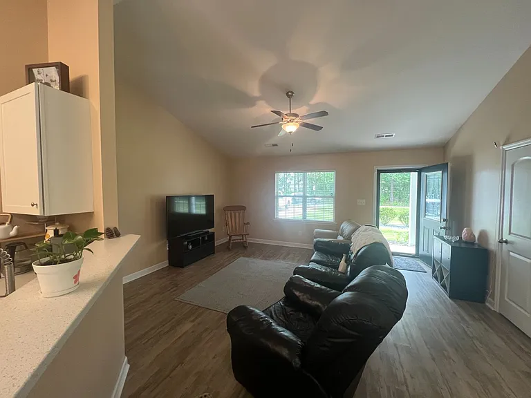 864 Old Folkstone Rd — Photo 5