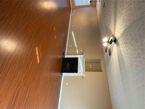 2nd image of 2853 Walden Lake Bnd