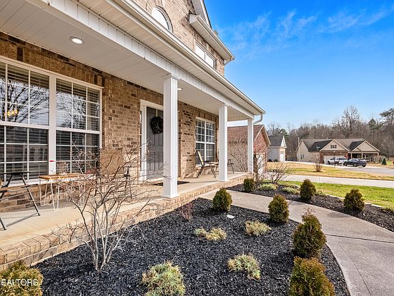 2nd image of 285 Gunter Dr