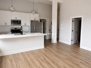4731 N Western Ave #203B, Chicago, IL 60625
