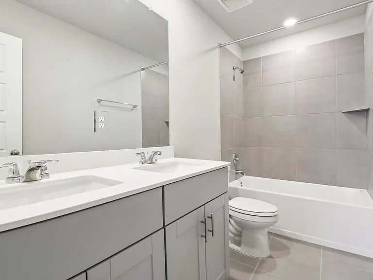 18075 Martin Pines Dr — Photo 30