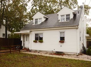 941 Gloucester Ave, Brick, NJ 08723