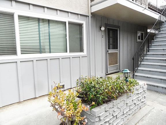 2nd image of 737 Golden Oak Ct APT 2